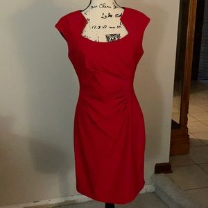 NWOT Calvin Klein Woman’s Elegant Red Sheath Dress. Size 8